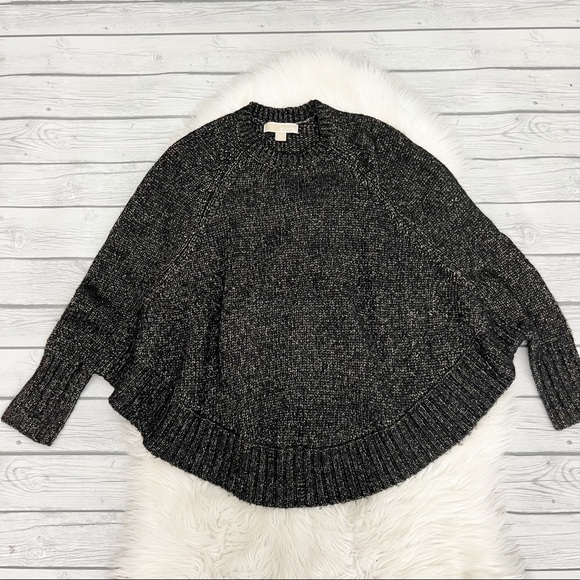 Michael Kors Gray Poncho wool blend Sweater - Picture 2 of 5